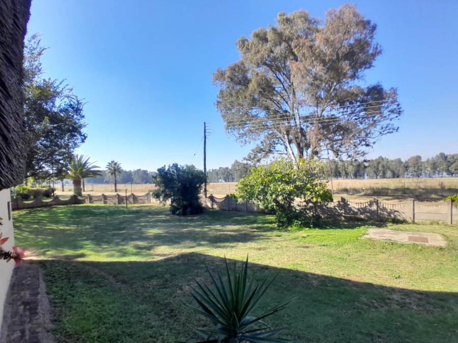 4 Bedroom Property for Sale in Deneysville Free State